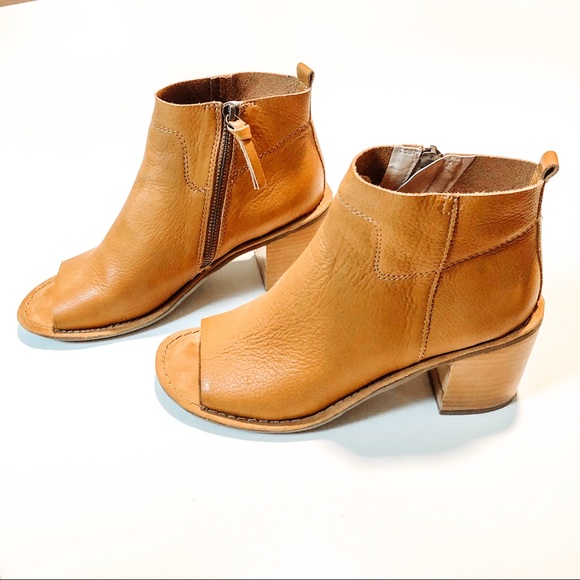 ANTHROPOLOGIE Latigo Vivvy Open Toe Ankle size 7.5 - Picture 4 of 11